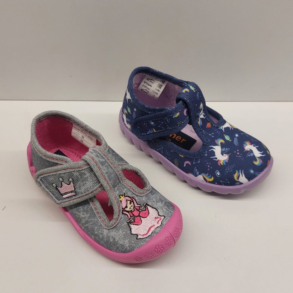 Fischer Kinder-Hausschuhe Mädchen Kleinkind – Prinzessin und Einhorn-Motiv – Schuhe für Alle Löbau
